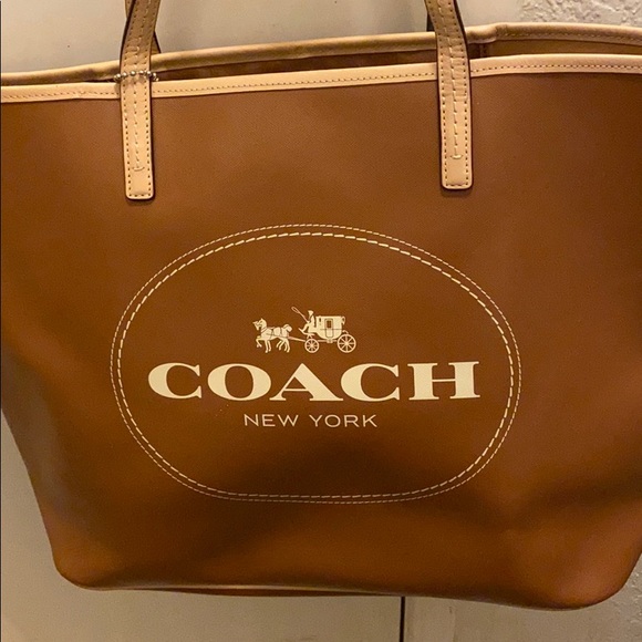 Coach Handbags - Large tote